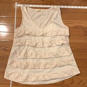 Floral lace detailed tank